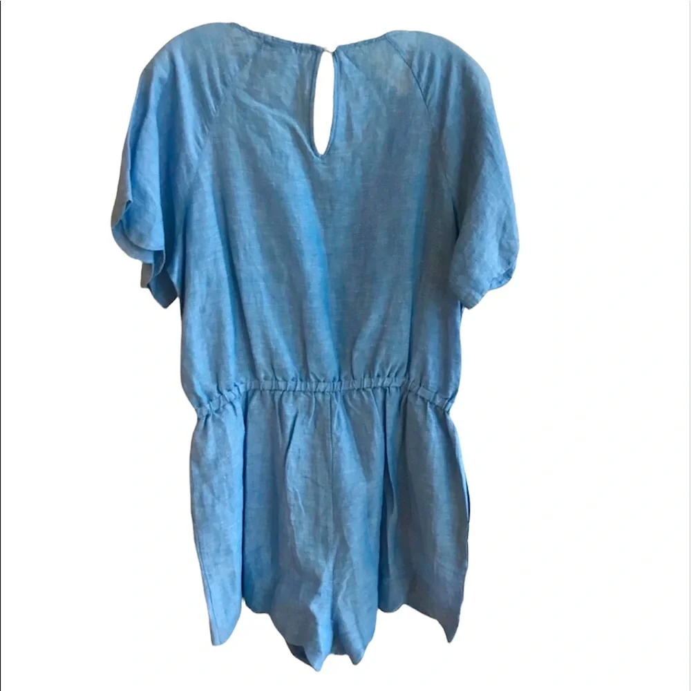J. Crew Linen Short Sleeve Scallop Trim Scoop Neck Romper Chambray Blue Sz M NWT